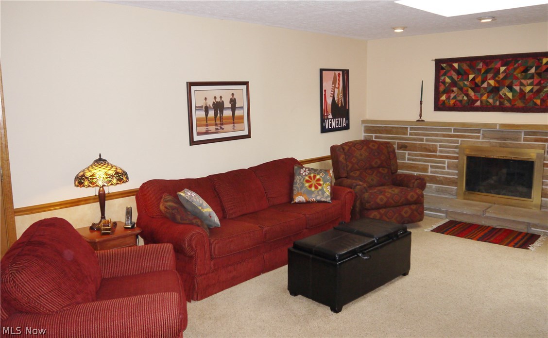 Overlook 01 - Residential