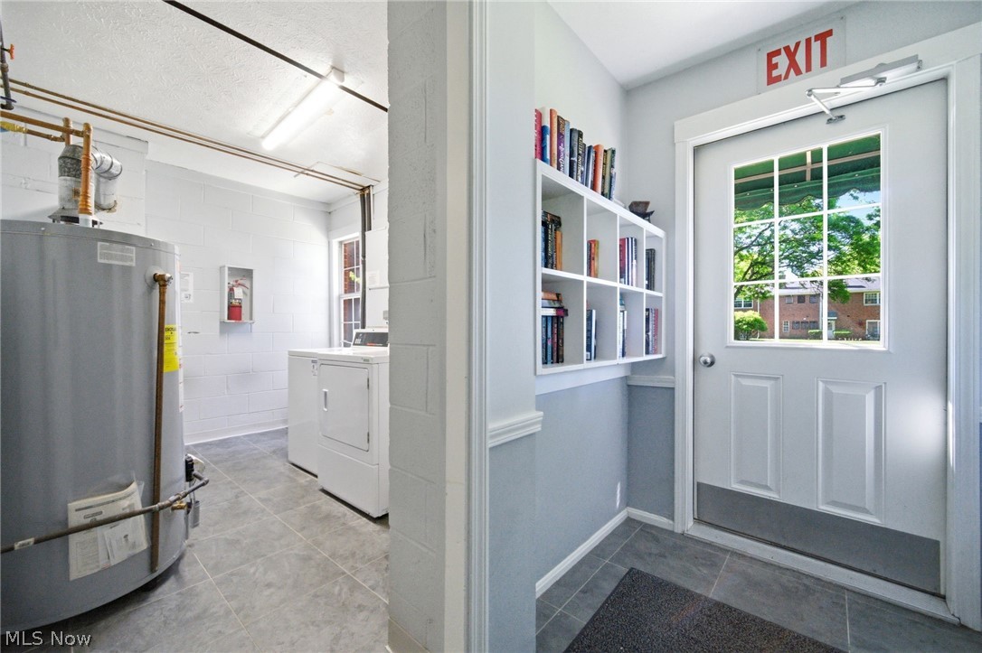 Heritage Circle Condo - Residential