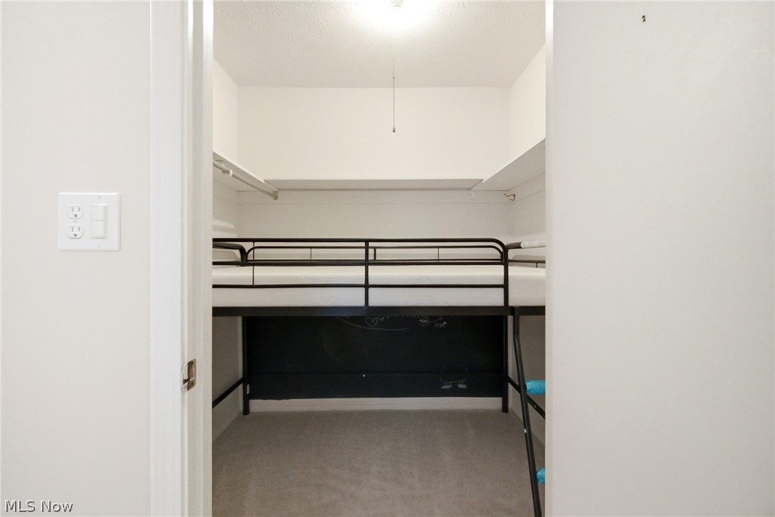 Heritage Circle Condo - Residential