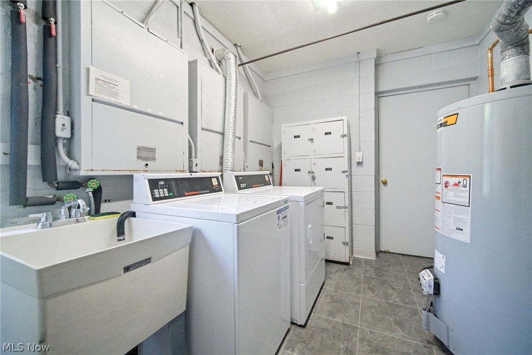Heritage Circle Condo - Residential