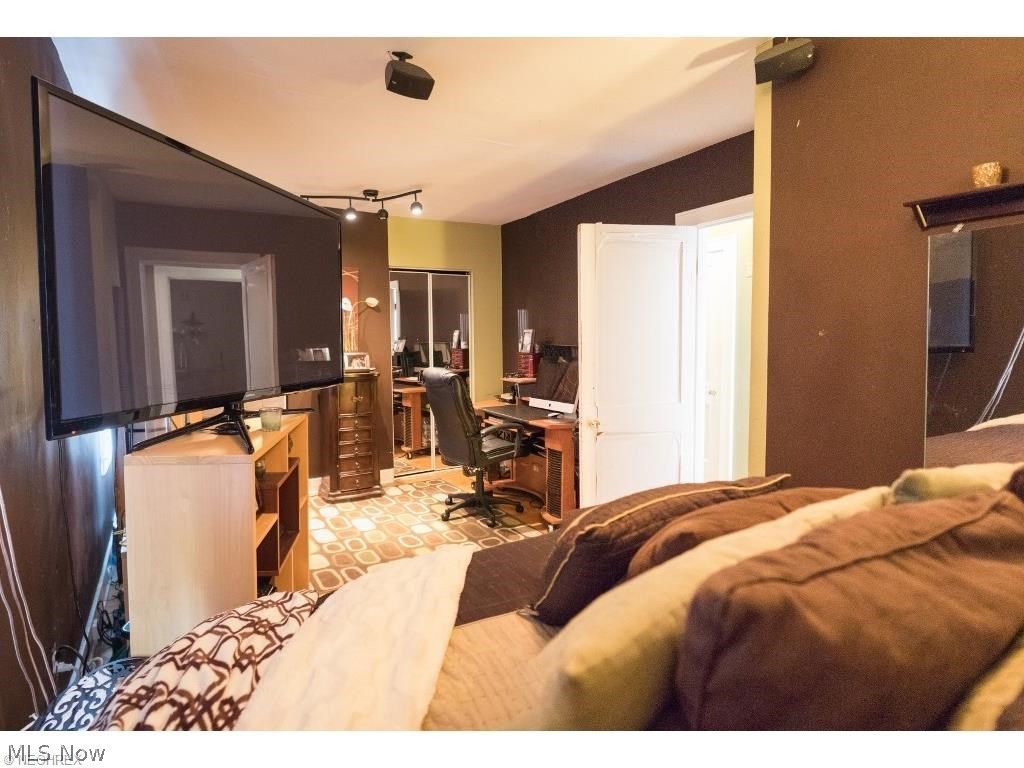 Precision Hsng Corps Yorktown - Residential