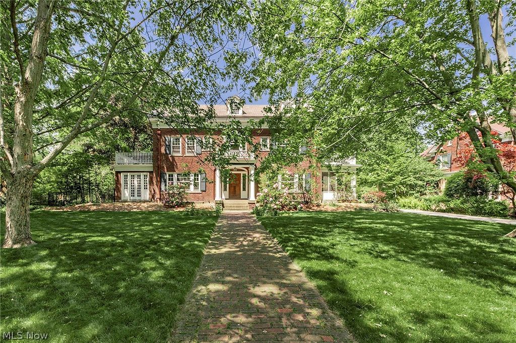 Photo of 2750 Leighton Road, Shaker Heights, OH 44120 (MLS # 5210944)