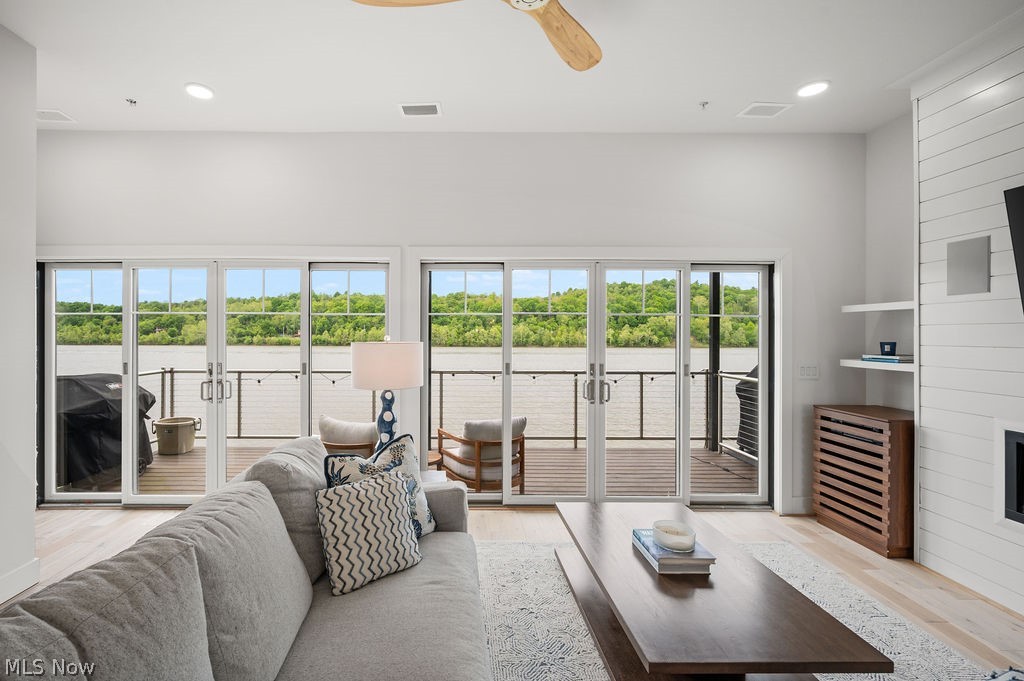 Harbor Point Commons Ph I - Residential