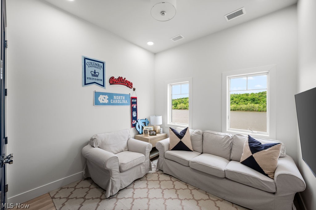 Harbor Point Commons Ph I - Residential