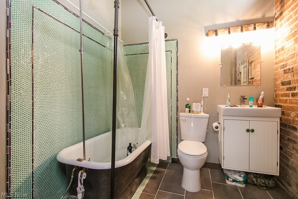 Painters Loft Condo - Residential