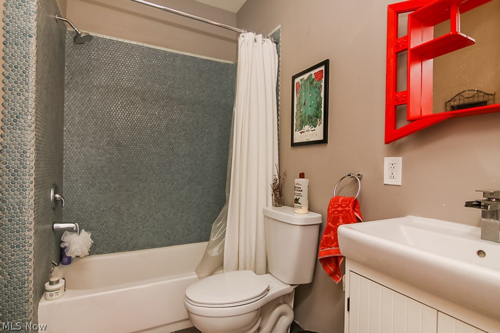 Painters Loft Condo - Residential