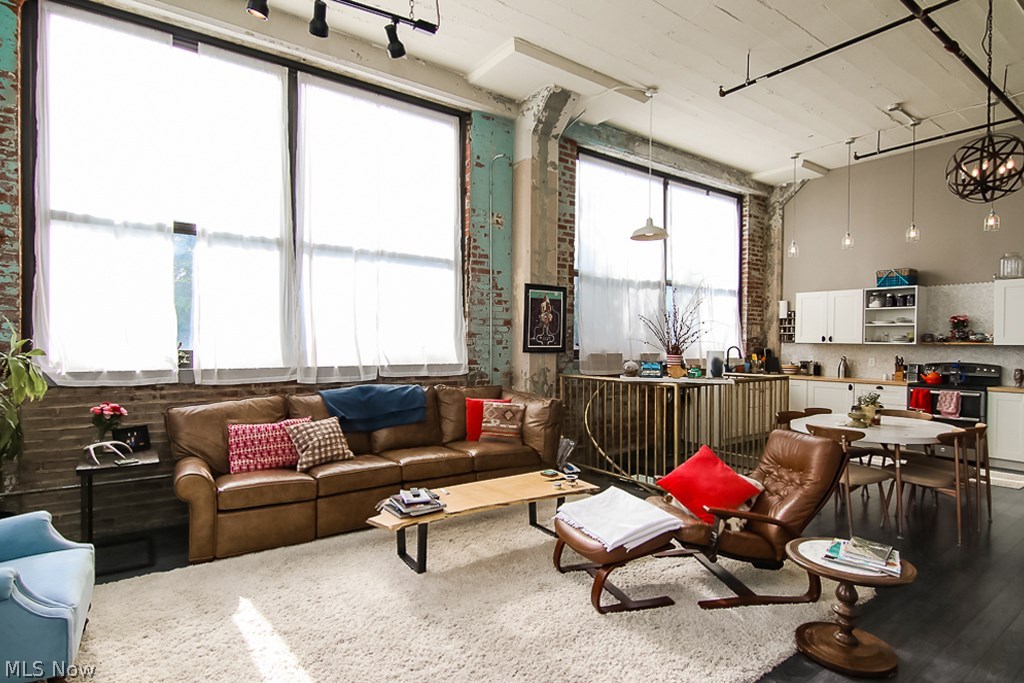 Painters Loft Condo - Residential