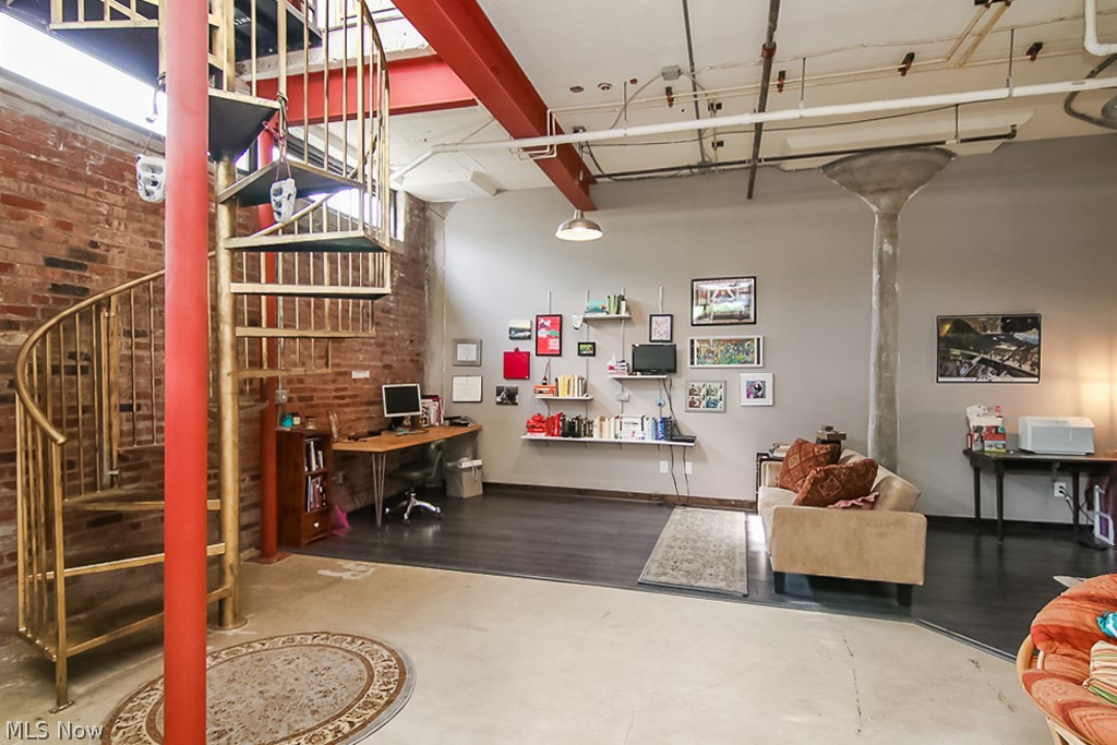 Painters Loft Condo - Residential