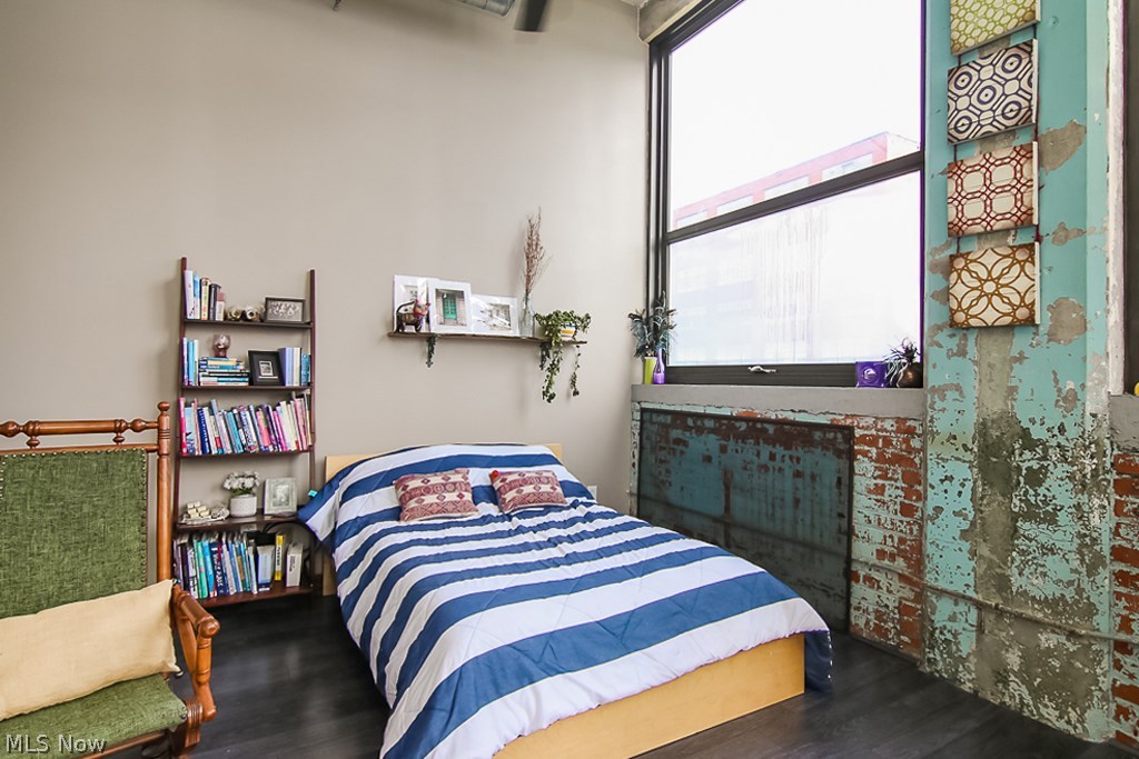 Painters Loft Condo - Residential