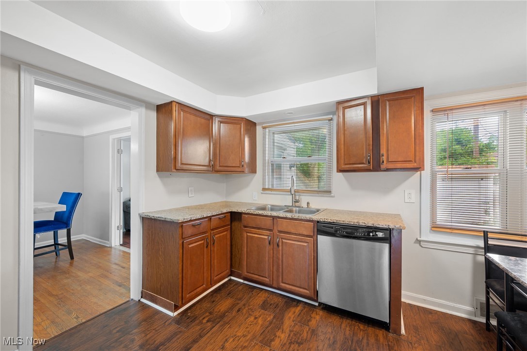 Oxford Manor - Residential