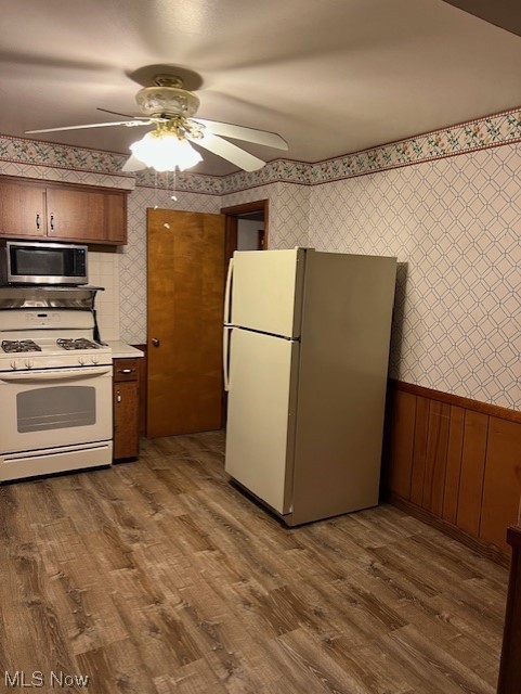 Hubbard Manor 03 - Residential