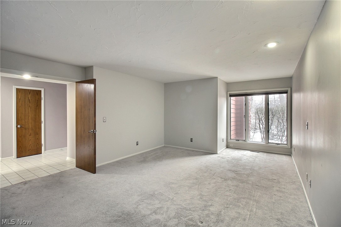 Fairmount Court Condo - Residential