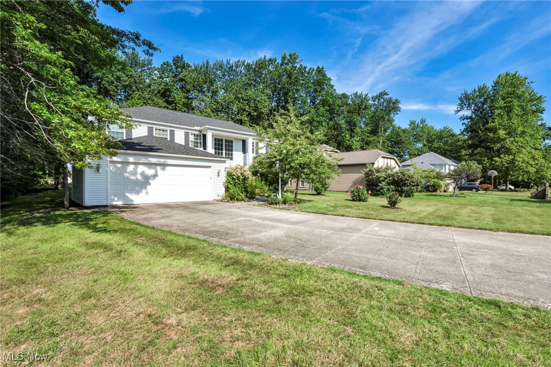 3844 Woodpath Trail