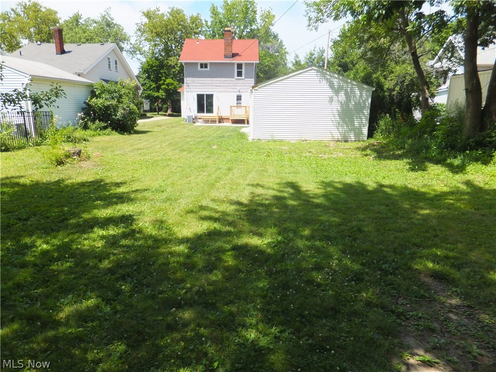 Economy R/E Bldg Cos Crestview - Residential