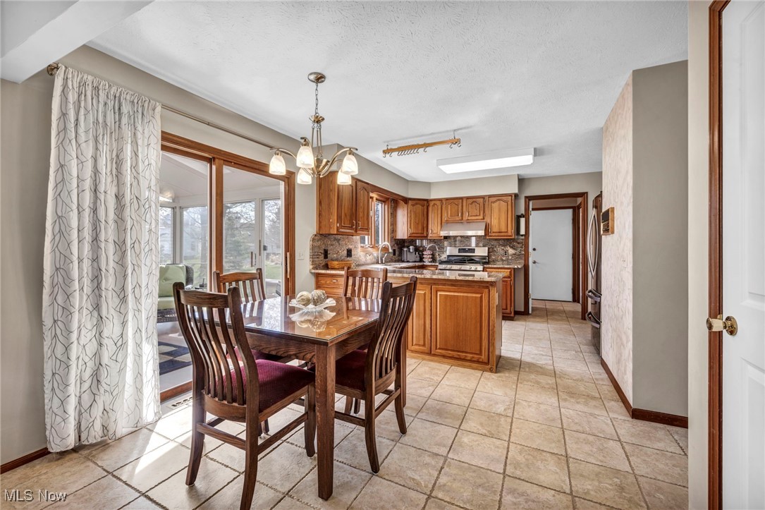 7717 Rutland Drive, Mentor, Ohio image 11