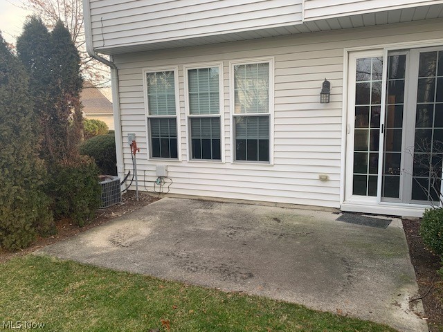 Waterside Xings South 01 Condo - Residential