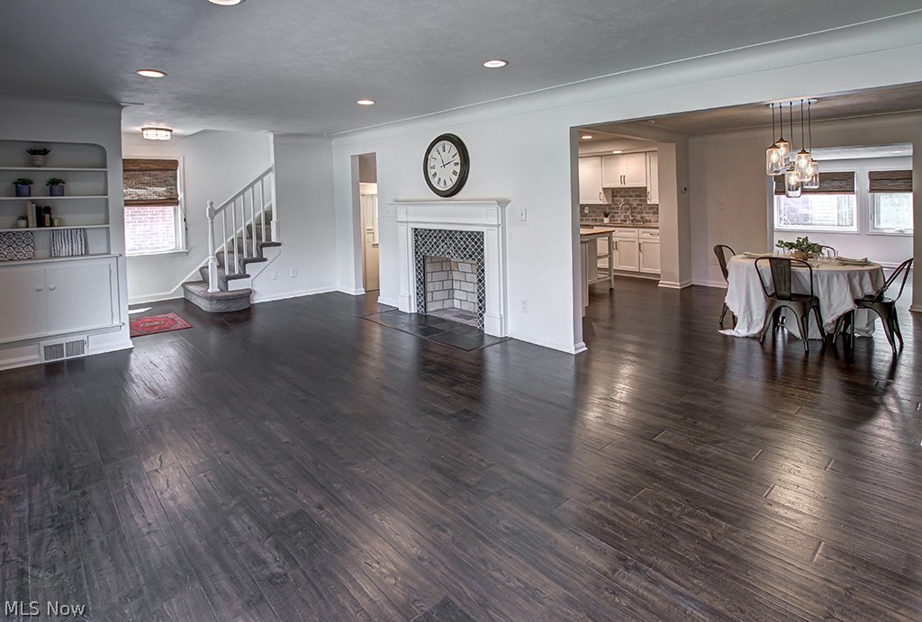 Rapid Transit Land Cos Sub 18 - Residential