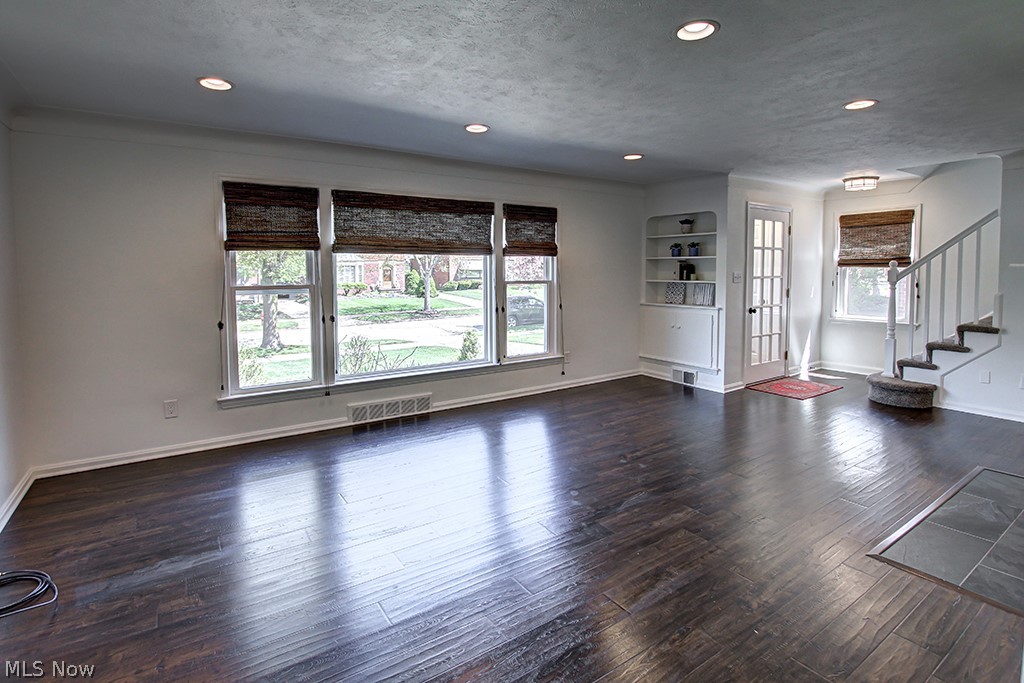 Rapid Transit Land Cos Sub 18 - Residential