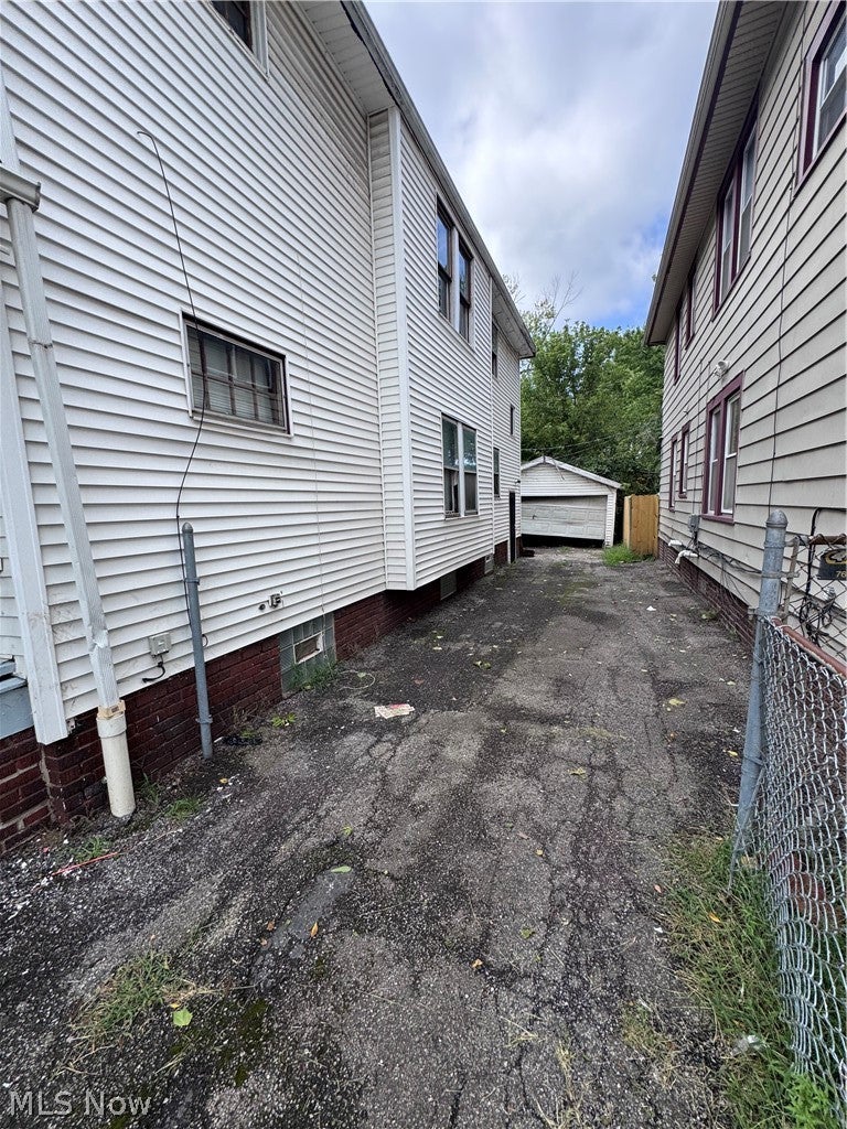 1104 E 143rd Street
