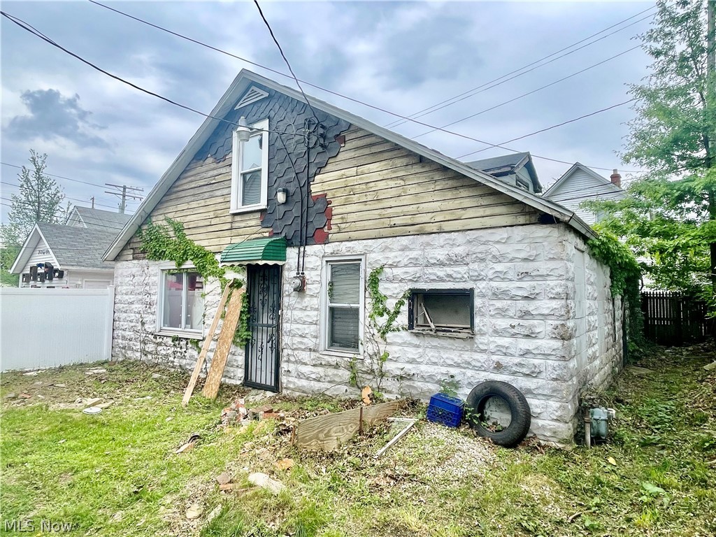 Hoyt - Residential Income