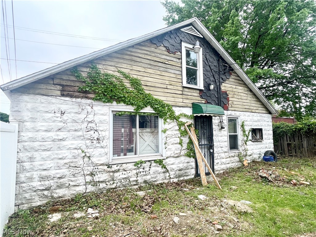 Hoyt - Residential Income