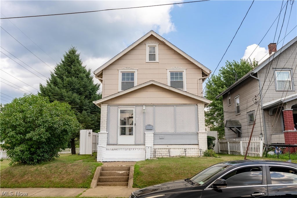Photo of 1504 Clark Avenue SW, Canton, OH 44706 (MLS # 5225214)