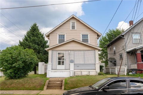 Homes For Sale - 1504 Clark Avenue<br/> Canton, OH 44706