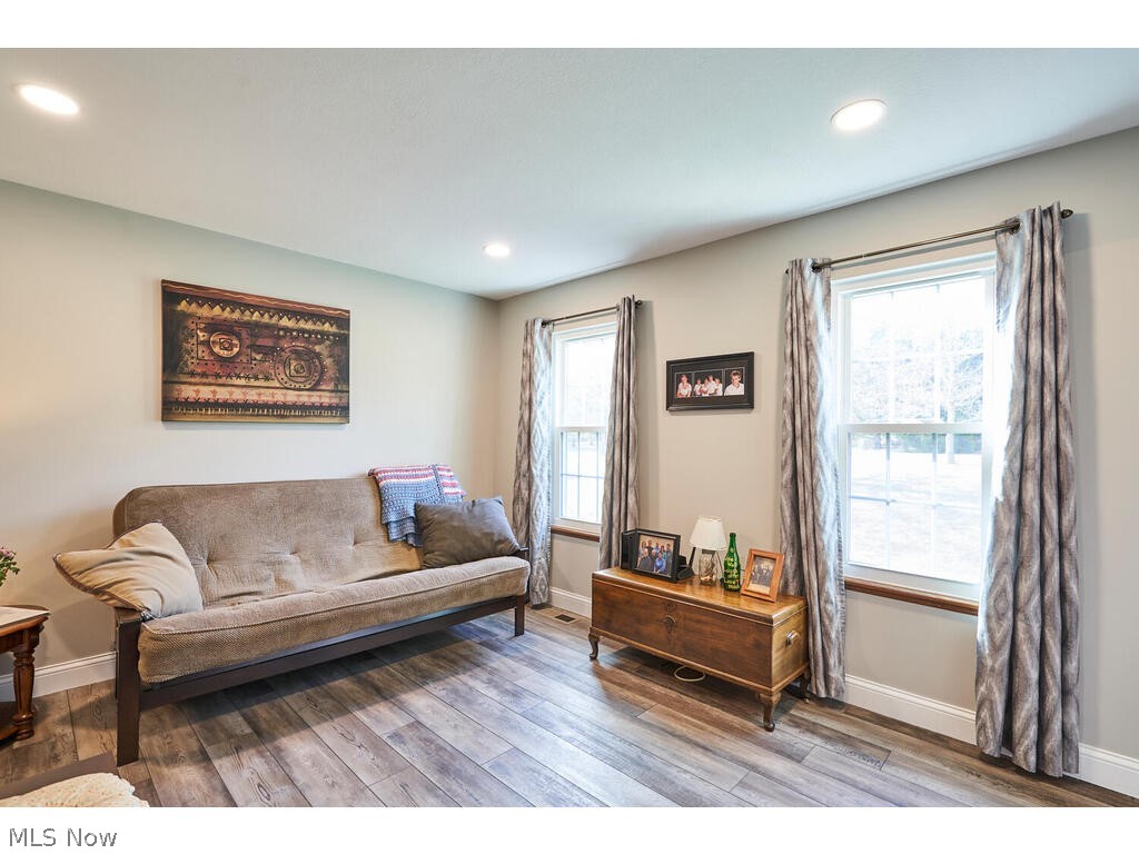 Dellwoods Es - Residential