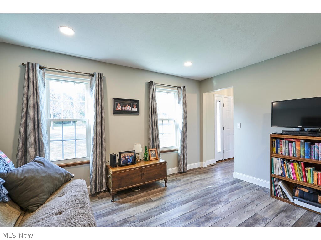 Dellwoods Es - Residential