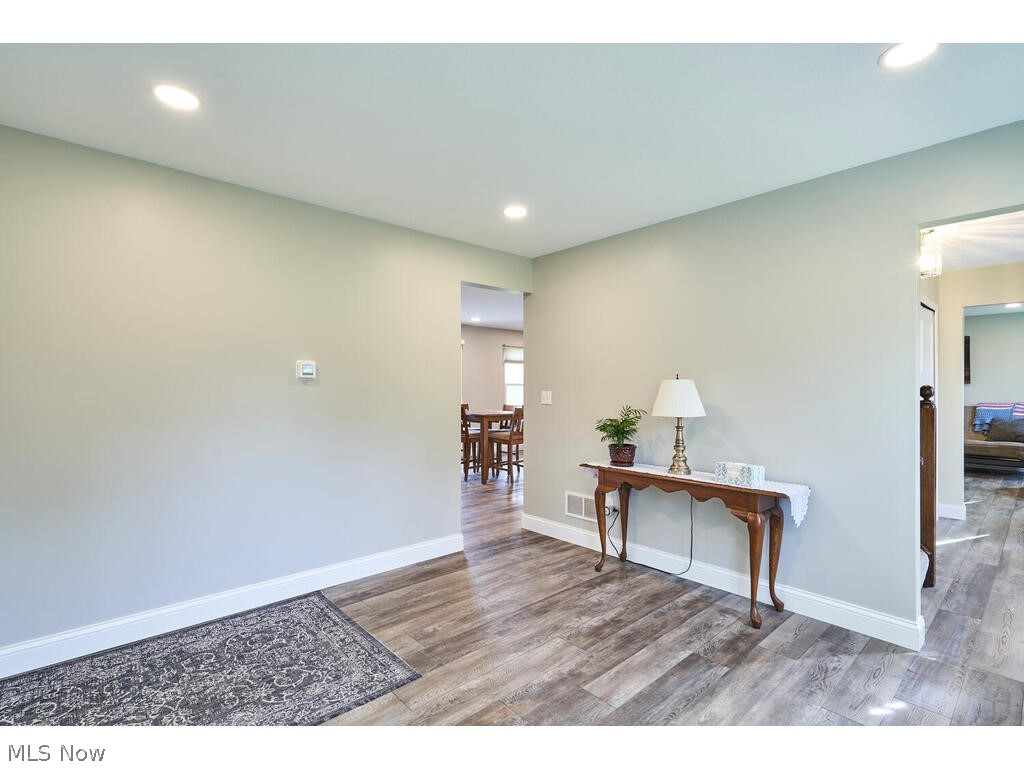 Dellwoods Es - Residential