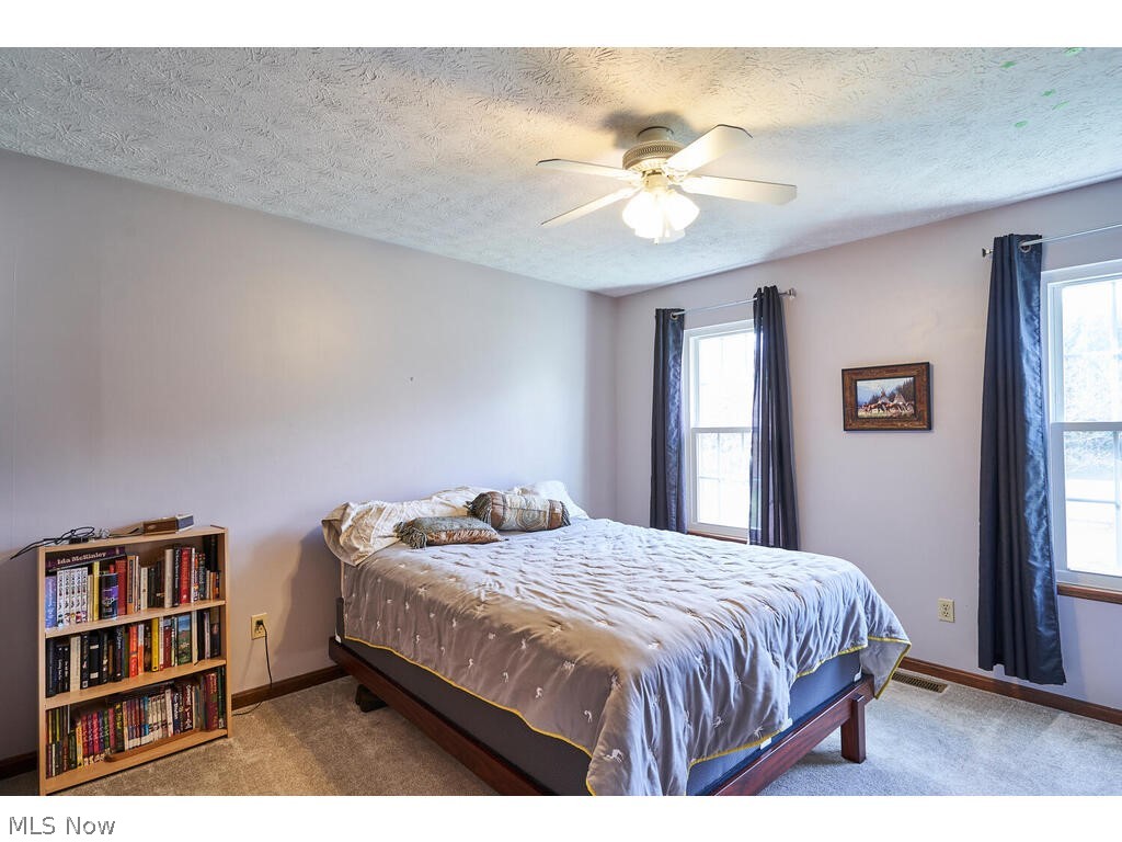 Dellwoods Es - Residential