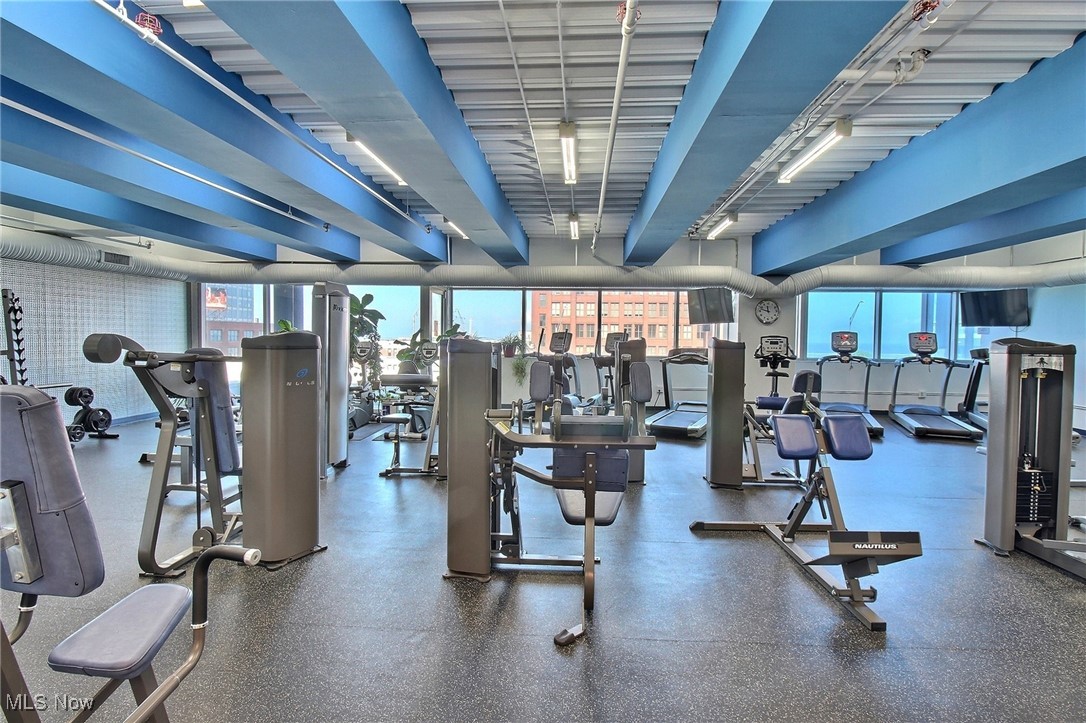 Pinnacle Condo - Residential