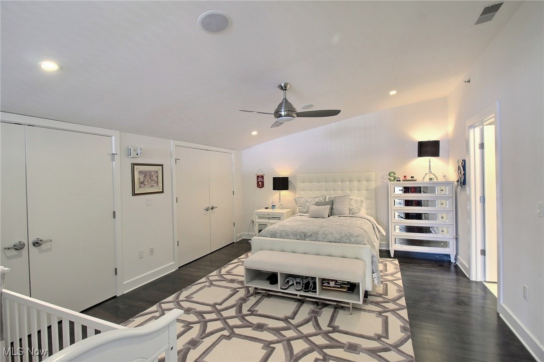 Pinnacle Condo - Residential