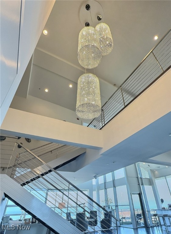 701 W Lakeside Avenue 1301