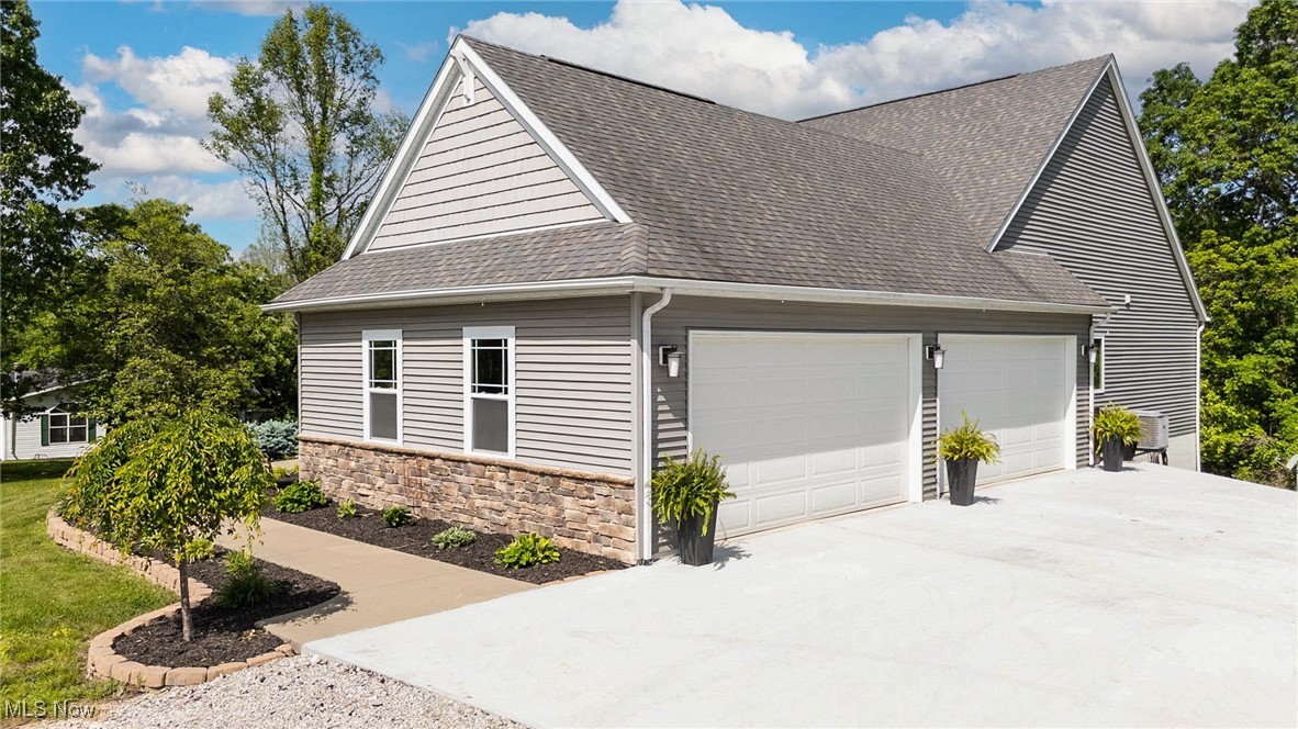 2851 Barnett Ridge Road, Fleming, Ohio image 4