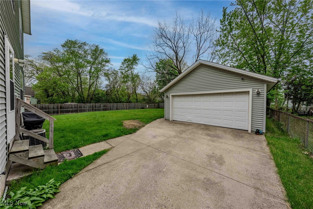 12901 Marston Avenue, Cleveland, Ohio image 25