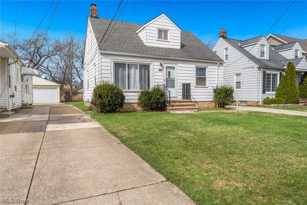 Photo of 1206 Lander Road, Mayfield Heights, OH 44124 (MLS # 5193696)