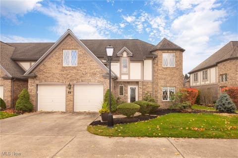 Photo for 4 Aberdeen Court