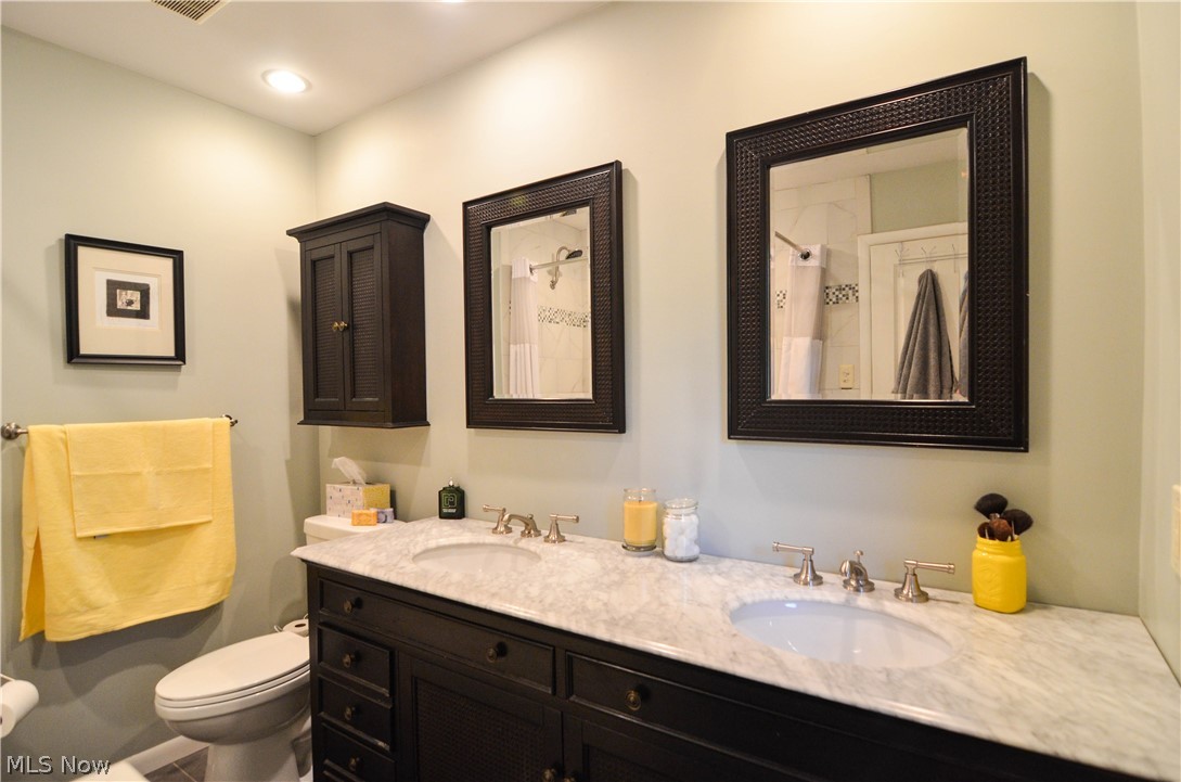 Silver Lake Woodlands - Residential