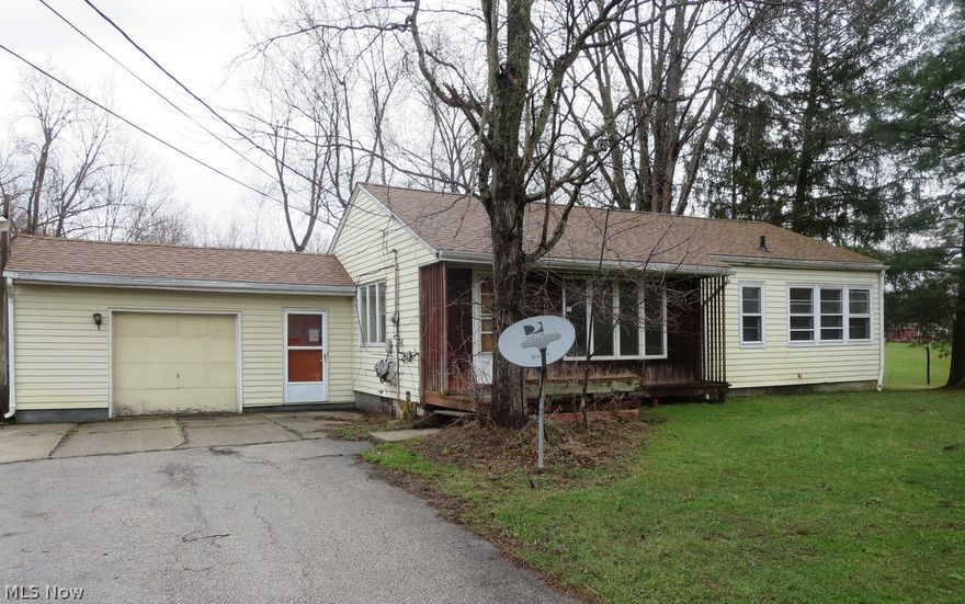 Excellent opportunity to purchase this three bedroom ranch style home. The interior of the property offers three bedrooms, one full bathroom, living room and family room. The property offers a full basement, attached one car garage, front porch and rear porch. The exterior also offers a shed.