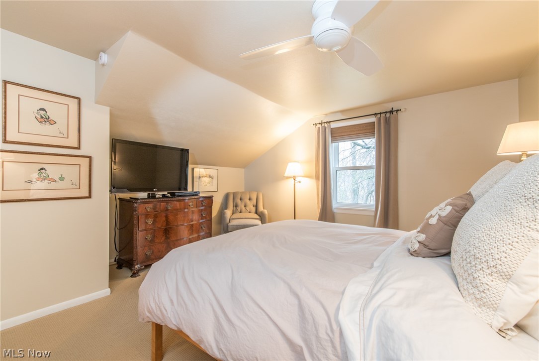 Moreland Hills - Residential