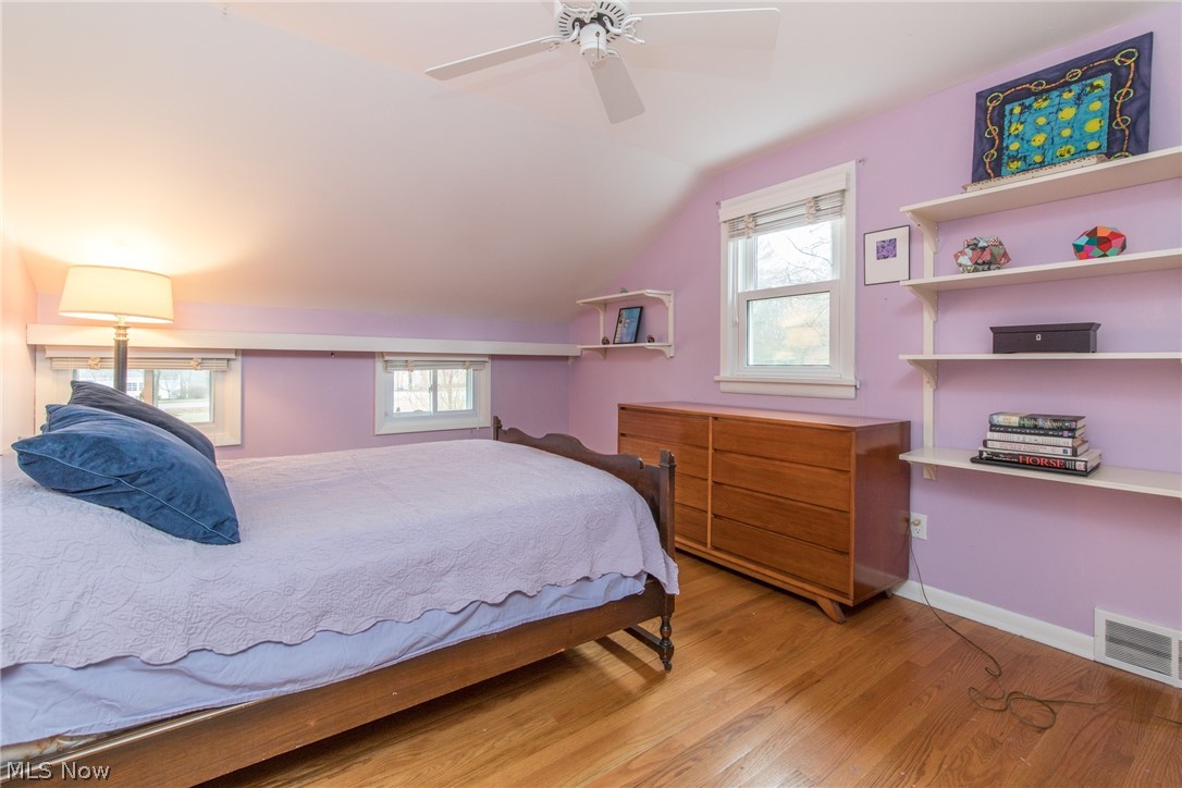 Moreland Hills - Residential