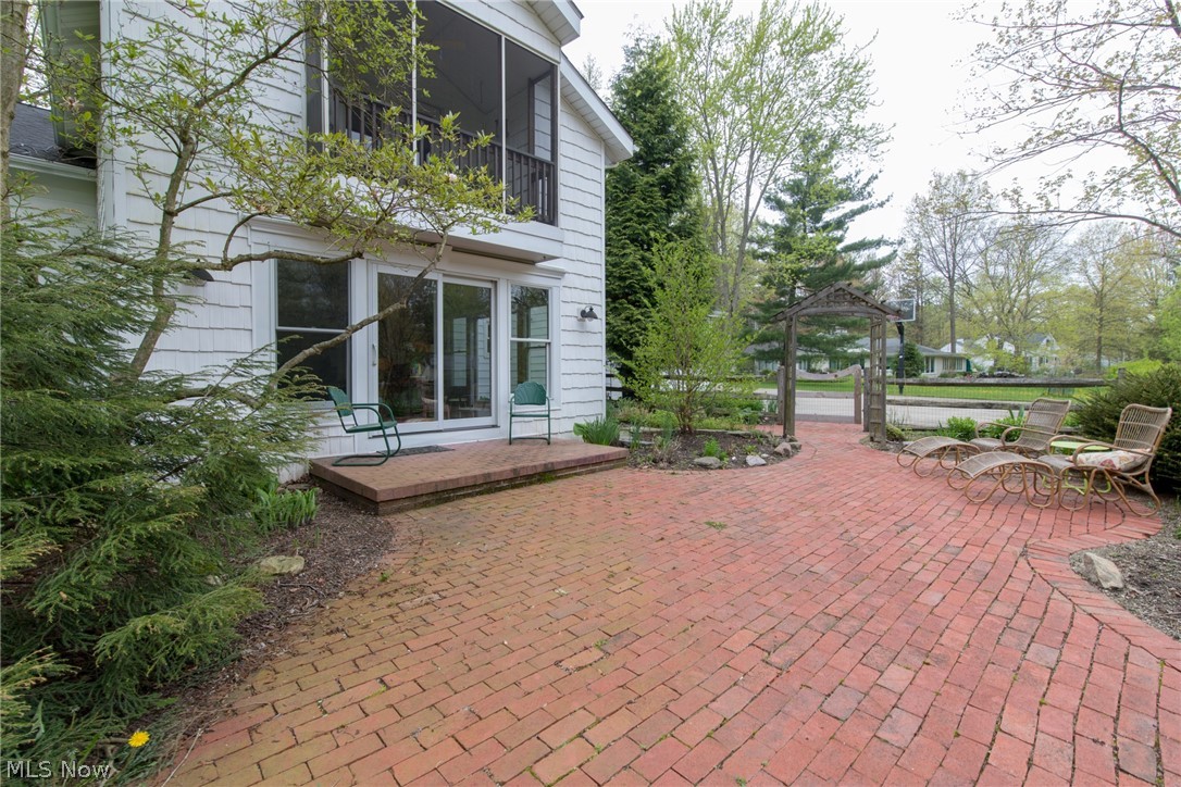 Moreland Hills - Residential