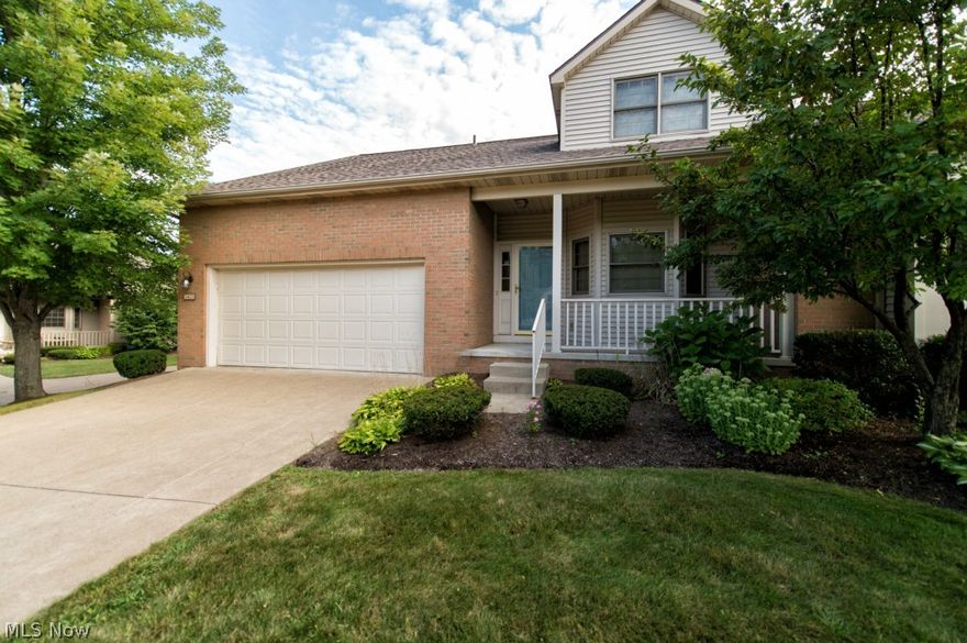 This move in condition & freshly painted condo has an enclosed sun room off the family room ( FR has new carpet ) for comfortable living and relaxing views. The oak kitchen is complete with new stainless steel appliances and bay window area brightens your table area.  Hosting friends & family  in the great room is a special treat with the open living/dining areas enhanced by the warmth of the lovely fireplace and natural light. The family room carpet is being replaced act now and choose your color.  Upstairs loft provides a very versatible space open to both rooms and bath.  The office upstairs could double as a 3rd bedroom by adding an armoire/closet. Abundant storage space throughout with large basement storage off the recreation room.