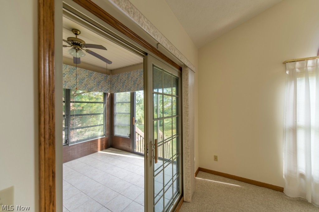 Villas At London Square Condo - Residential