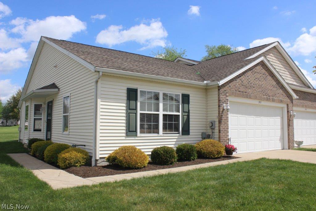 Pretty & Pristine ranch condo with 2 bedrooms, 2 baths, 1425SF-an absolute move in*Convenient location in Prestwick Pointe & situated on golf course*Vaulted Great Room w/gas log frpl, fan & slider to patio overlooking golf course*Bayed dining room*Spacious vaulted kitchen, fully appliance w/range, refrig, DW & microwave plus breakfast bar & pantry*1st floor laundry w/utility sink & storage*Vaulted 1st floor master w/walkin closet & master bath*Vaulted Great Room w/fan*2 car attached garage w/pull down stairs to overhead storage*Security System*New hot water heater*Lovely neutral décor throughout*Condo fee $145.00/mo(paid quarterly)incl landscaping, sewer & trash removal, reserve fund, assoc insurance & exterior building*