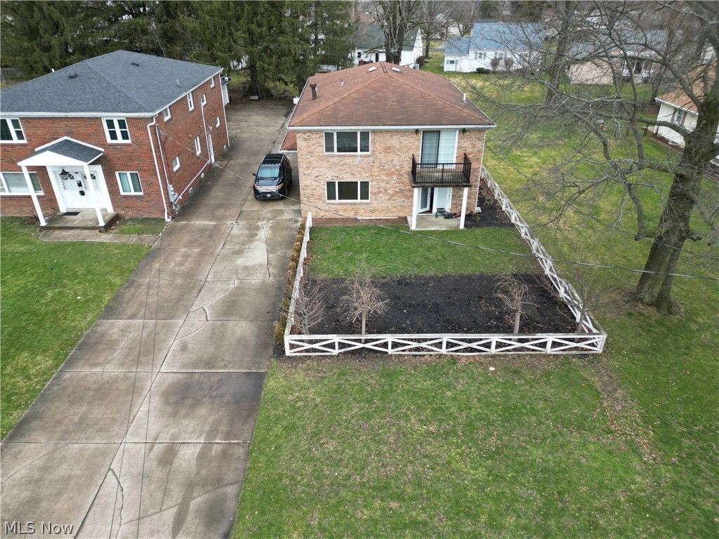 Photo of 7120 Glendale Avenue, Boardman, OH 44512 (MLS # 5191195)