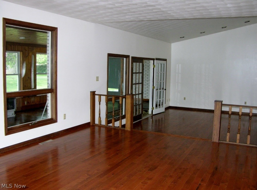 Hammett Adn - Residential