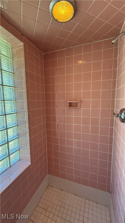 34200-Niles City - Residential