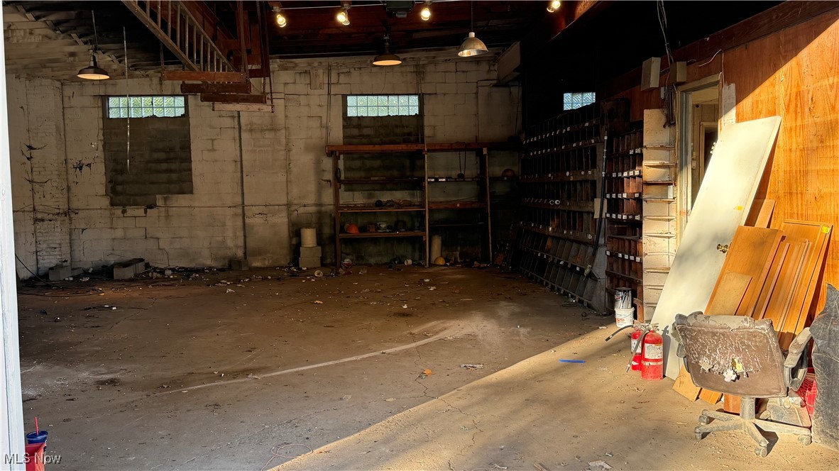 34200-Niles City - Residential